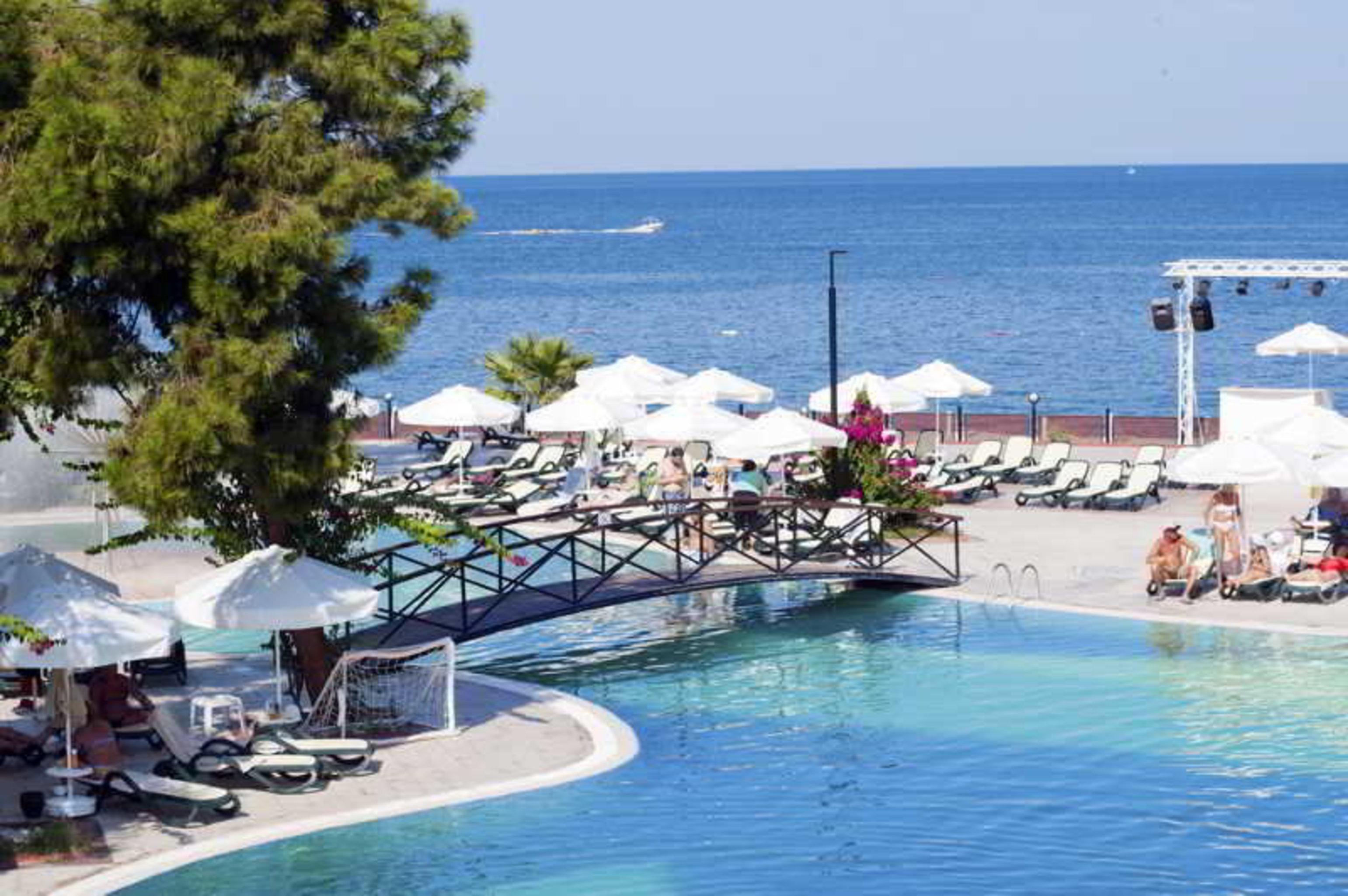 Crystal Aura Beach Resort & Spa Kemer Buitenkant foto