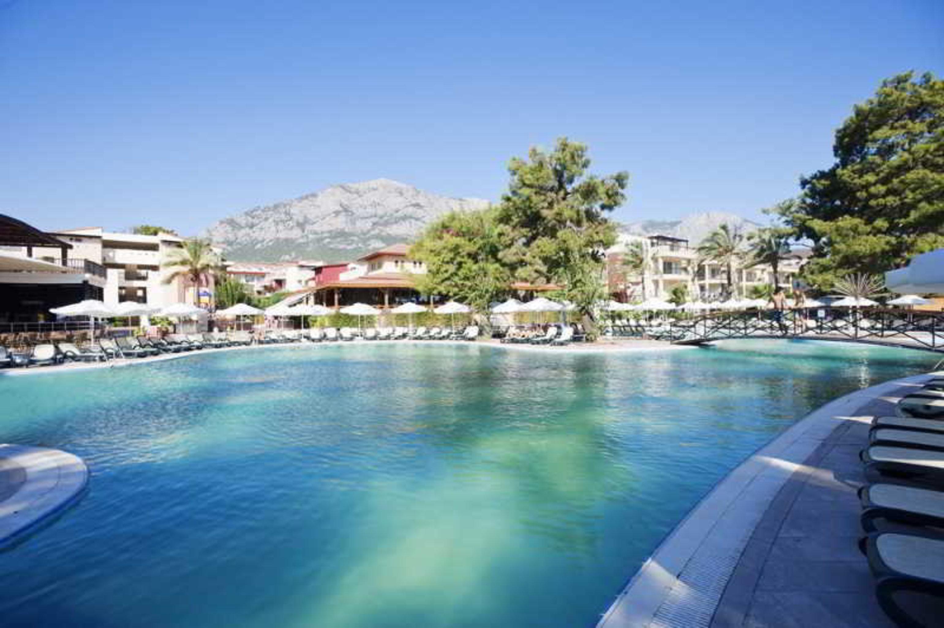 Crystal Aura Beach Resort & Spa Kemer Buitenkant foto