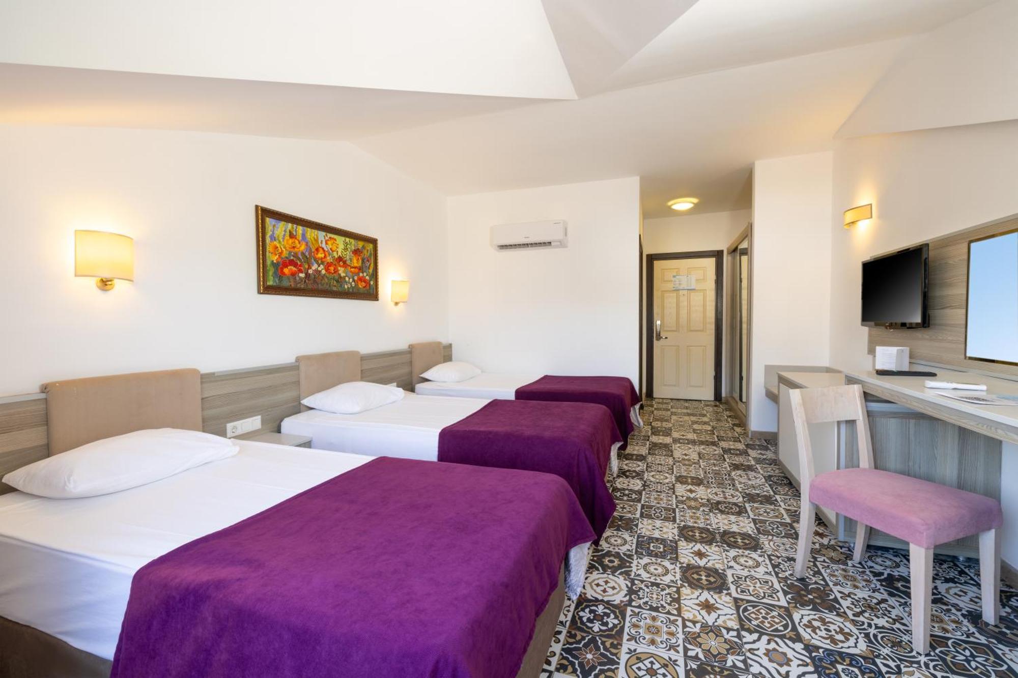 Crystal Aura Beach Resort & Spa Kemer Buitenkant foto