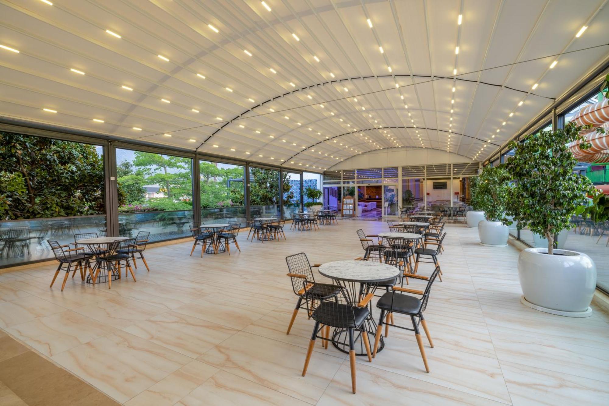 Crystal Aura Beach Resort & Spa Kemer Buitenkant foto