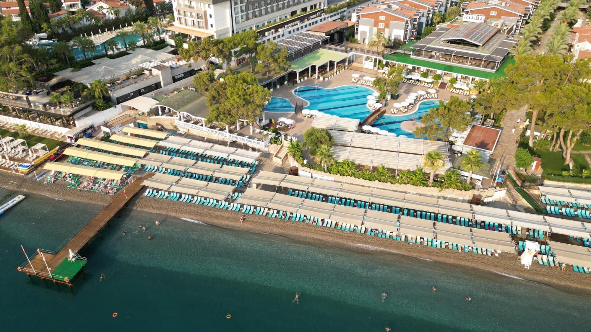 Crystal Aura Beach Resort & Spa Kemer Buitenkant foto