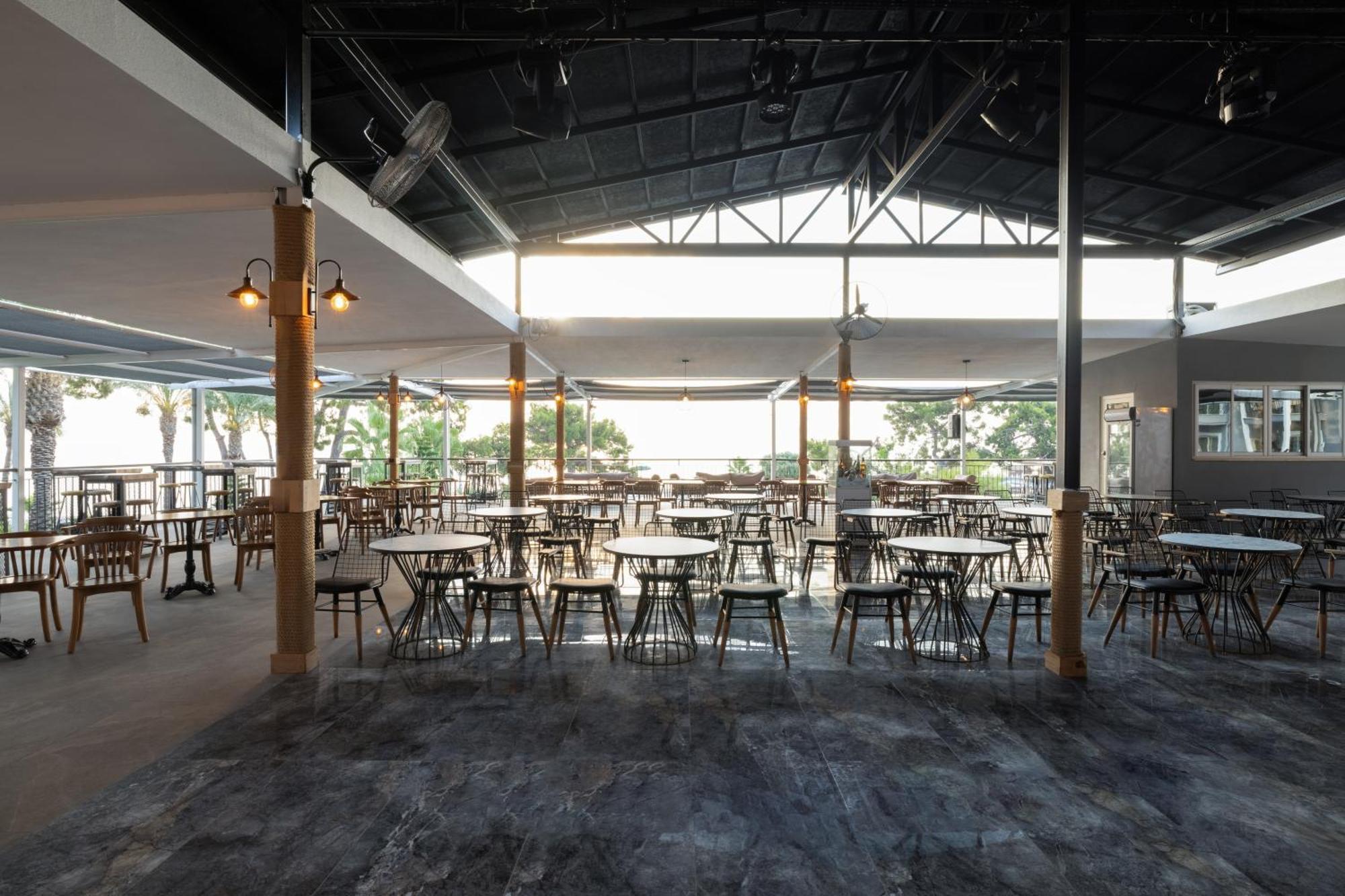 Crystal Aura Beach Resort & Spa Kemer Buitenkant foto
